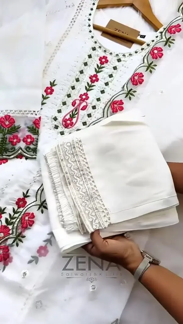 Luxury White Embroidered Salwar Kameez