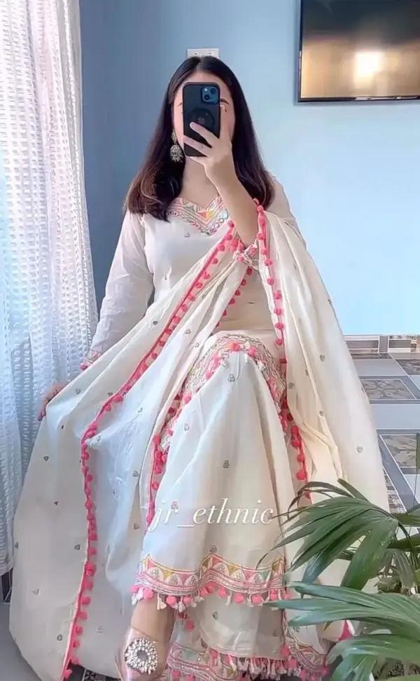 media_69c02ace9b23c đ¤ Soft white beauty with elegant lace & embroidery touch.