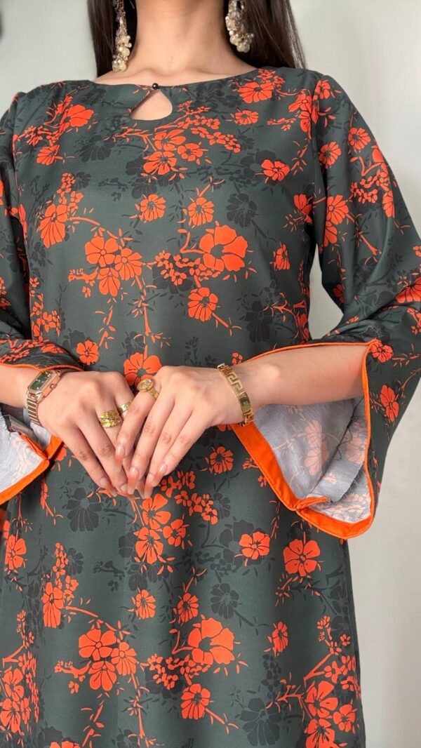 9e9c92de-84ae-4c84-9e7d-64fa78fe287f đ¸ Floral Elegance, Redefined â